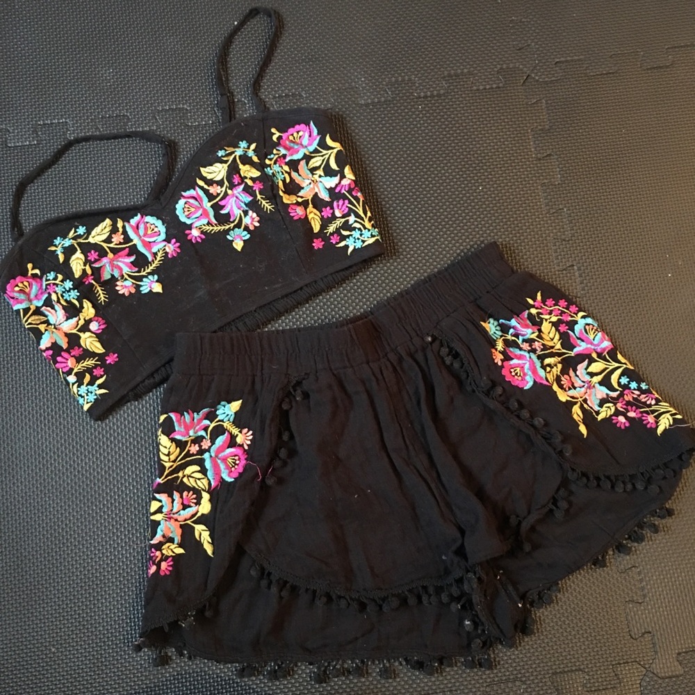 Embroidered Matching set - Picture 5 of 5